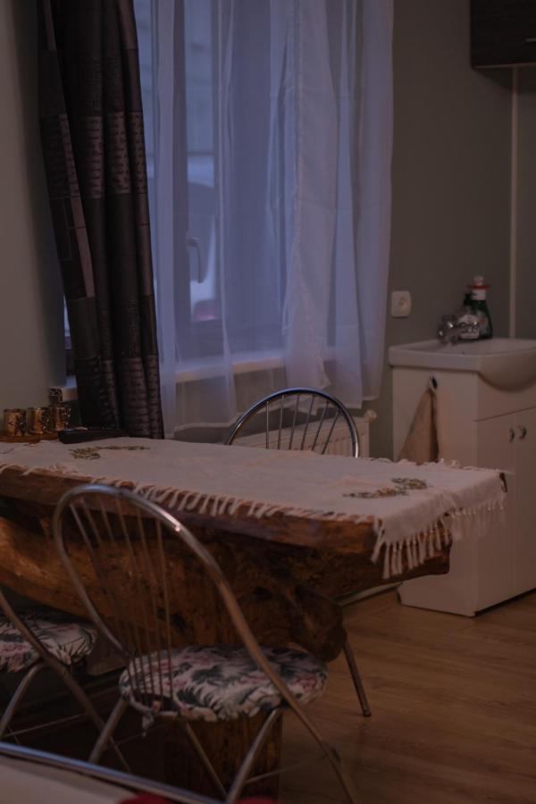 Kurbrauksim Windau Rooms Ventspils Exterior foto