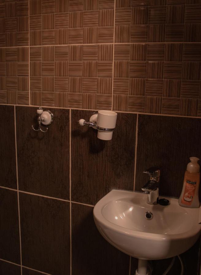 Kurbrauksim Windau Rooms Ventspils Exterior foto