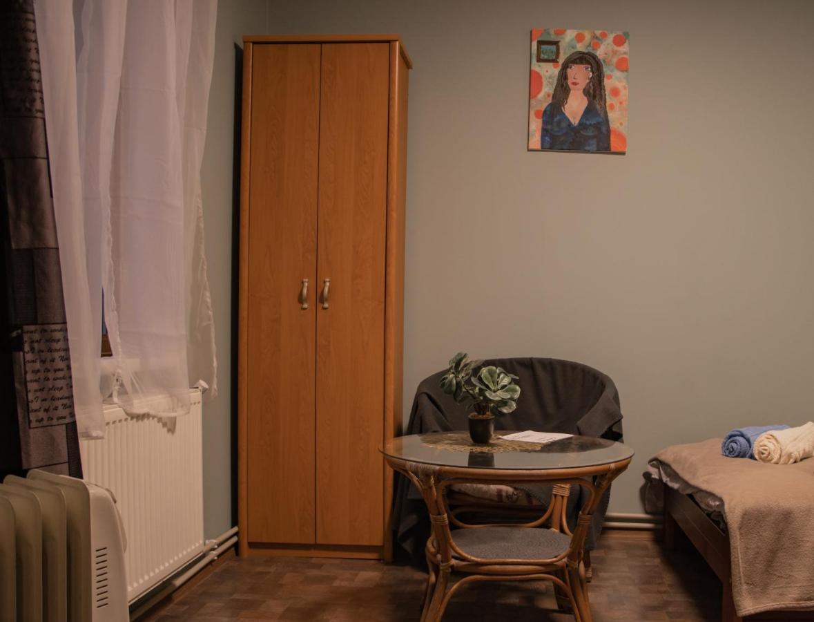 Kurbrauksim Windau Rooms Ventspils Exterior foto