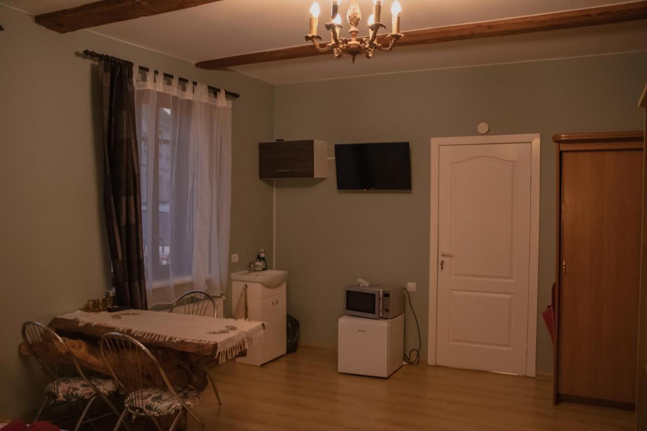 Kurbrauksim Windau Rooms Ventspils Exterior foto